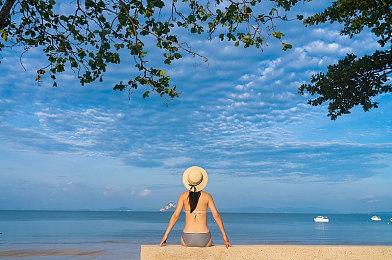 克苏鲁题材FPS游戏《原谅我父亲2》今年秋登陆主机平台